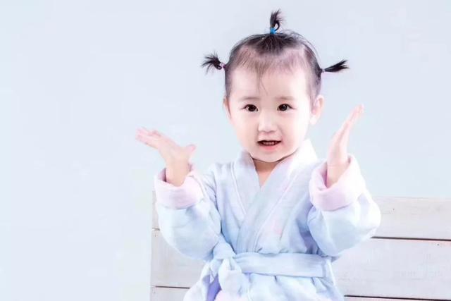 探青岛｜母婴用品一定要用国外的吗？雅赞母婴给你最爱的baby