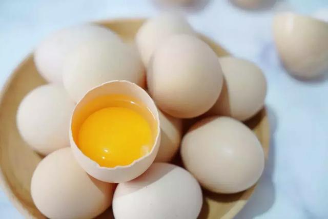 鲜、嫩、香的初生蛋，没有腥味，给宝宝吃最适合了！