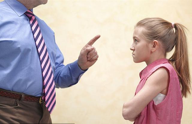 青春期：如何安全度过？父母做到三点，就够了！