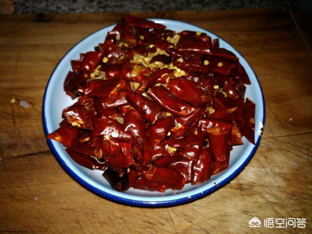 月子里有哪些调料和菜品不能吃？