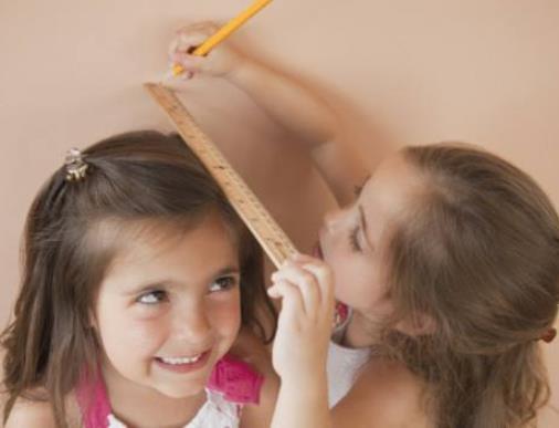 宝宝长大是不是高个子，观察身体这4个部位，一看便知