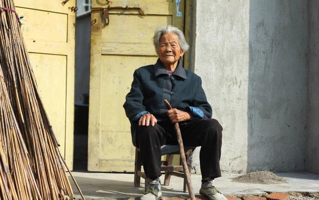 20年后，这些问题会找上没女儿的家庭，网友：心疼重男轻女的人