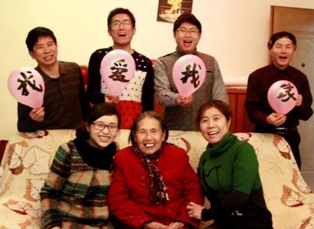 两个儿子压力大？其实，等到二十年后，这三个好处都是你的！