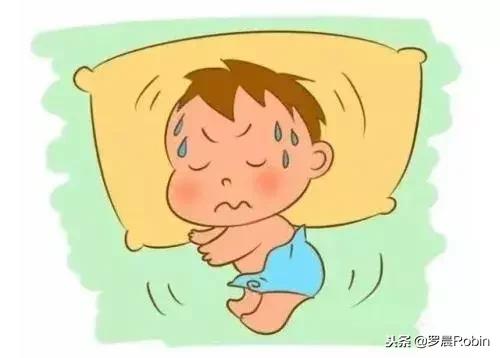 宝宝爱出汗一定要注意，是体虚还是缺钙？真正的原因可能是……