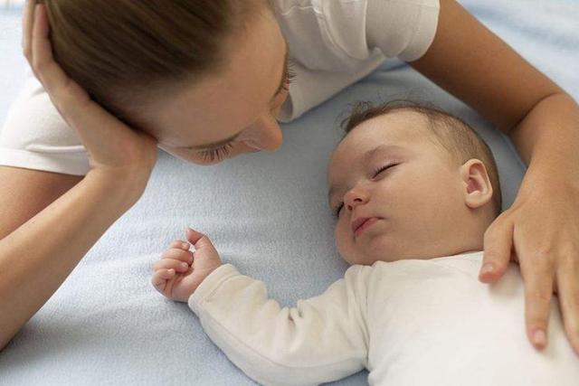 爸妈若是做错这4件事,宝宝会越来越难以入睡,一定要注意了!