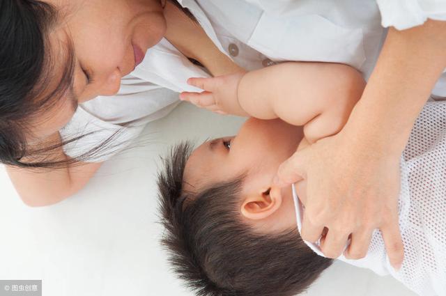 母乳喂养要注意，这三种情况下的母乳营养最高，宝宝吃了发育的好
