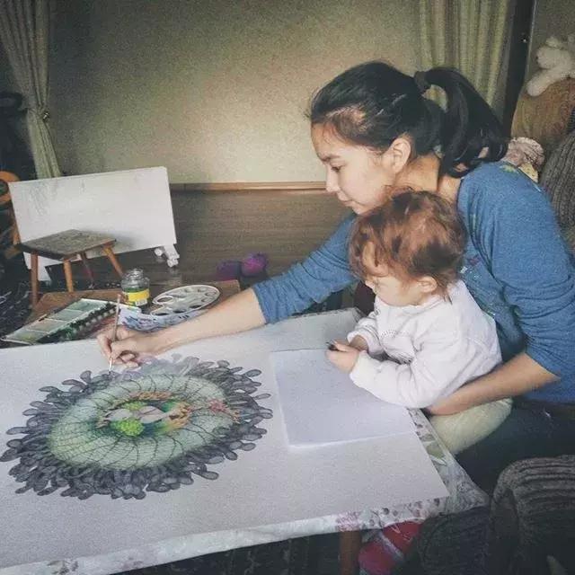 辣妈苦练十几年从画渣逆袭，用画笔记录下宝宝成长的酸甜苦辣
