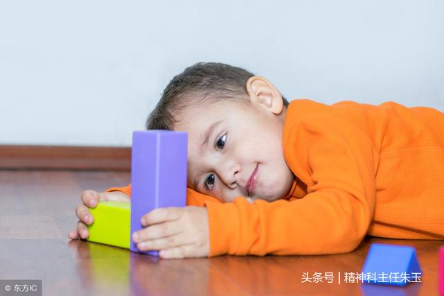 专家分析：儿童自闭症患病原因！