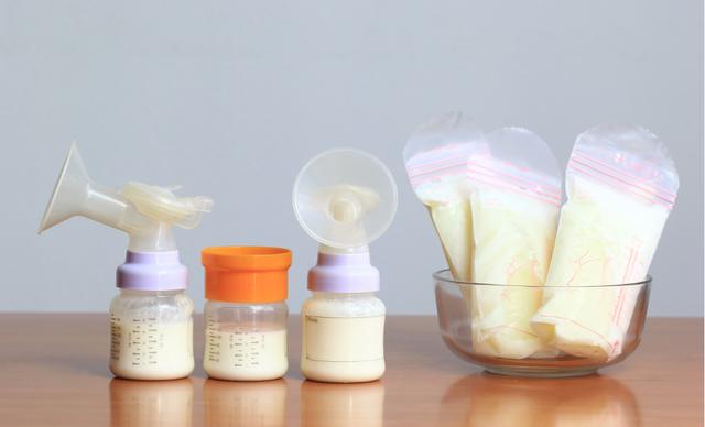 母乳妈妈重返职场，背奶时这3个方面需要注意哦！