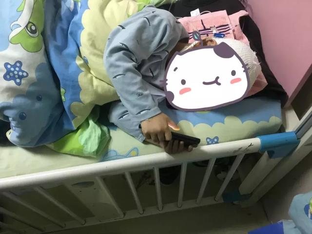 4岁娃娃反复呕吐、头痛！竟是脑袋里长了个巨大肿瘤！