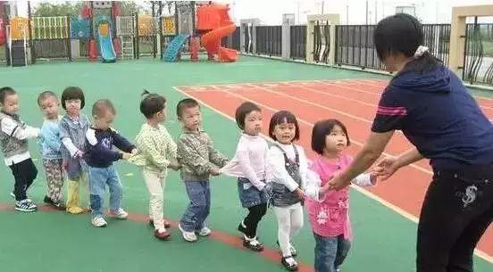 亲爱的家长，这是一名普通幼师的心里话，请您听我说……