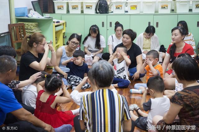 孩子有这4个异常表现，是在悄悄长个呢！占一个，家长就偷着乐吧