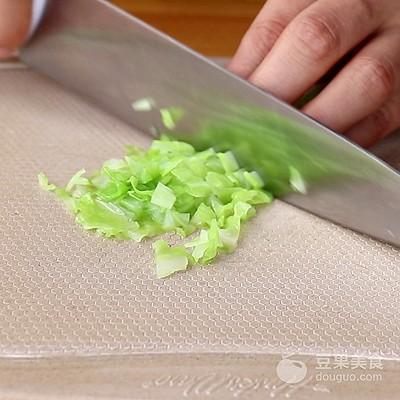 宝宝辅食 时蔬肉末烩麻食