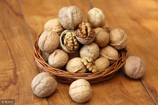 孕期需要这三种营养物质，排前头的并非妈妈熟知的牛奶！