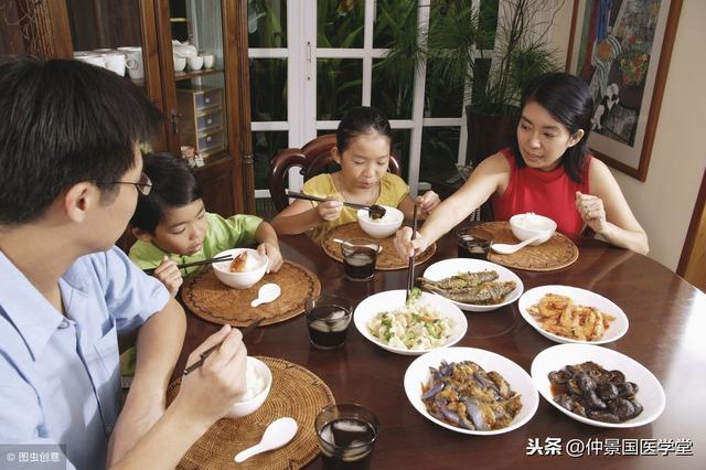 孩子有这4个异常表现，是在悄悄长个呢！占一个，家长就偷着乐吧