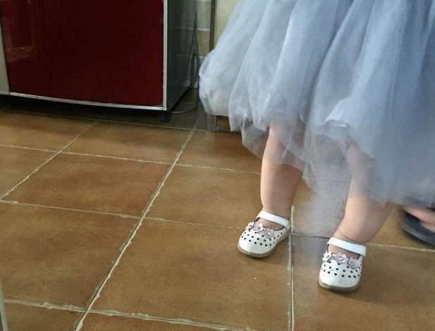 宝宝到了这个年龄，就该戒掉尿不湿了，大部分妈妈都有点晚了！