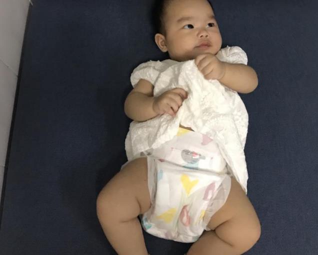 宝宝到了这个年龄，就该戒掉尿不湿了，大部分妈妈都有点晚了！