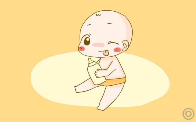 孩子身上有这些现象，说明要添加辅食了，别再等6个月了