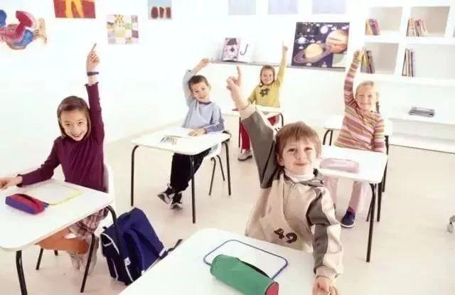 幼儿园老师给孩子立的4条班规，超管用~