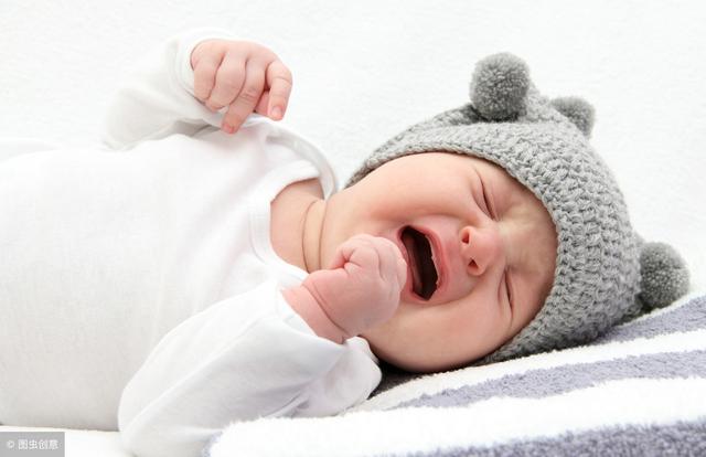 母乳不够吃，混合喂养中宝宝不吃奶粉？仅需3招，即可化解难题