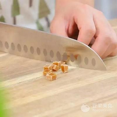 红豆牛奶糕 宝宝辅食食谱