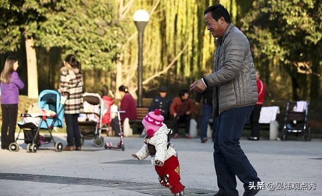 孩子走路常摔跤是太顽皮？当心患上致命病