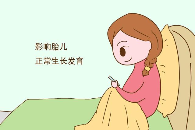 孕期经常熬夜和很少熬夜的孕妈，宝宝出生后有啥差别？不要轻视