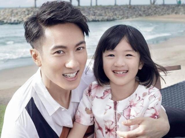 女儿3岁后，爸爸别再当面做这3件事了，可能会影响她的两性观！