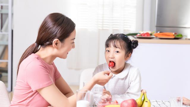 孩子食欲不振可能是积食引起的？该如何调理？专家是这样回答的