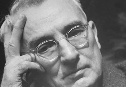 天底下只有一个办法能让一个人去做任何事！