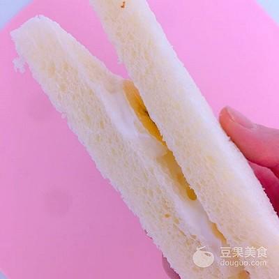 香蕉酸奶吐司的做法
