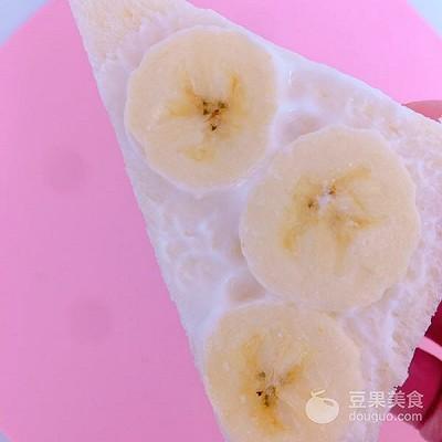 香蕉酸奶吐司的做法