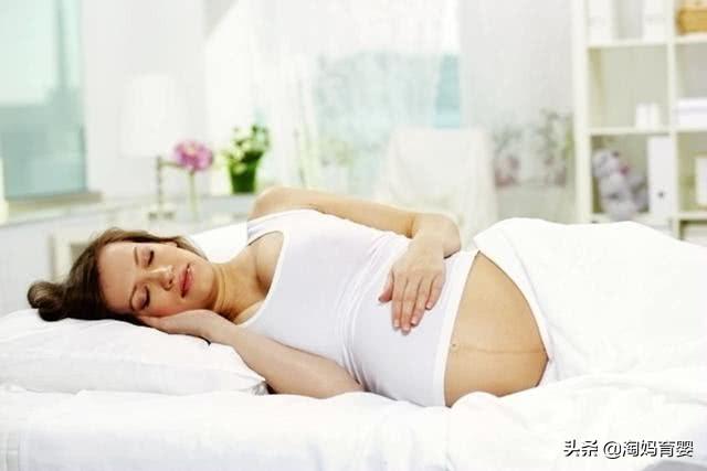 孕期睡觉有这3个表现，孕妇可别大意