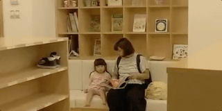 凌晨2点，幼儿园监控拍下惊心一幕：“孩子，别怪我……”