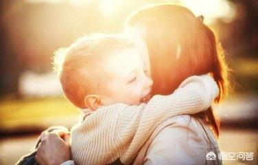 你觉得一个家庭要一个孩子好还是两个孩子好？为什么？