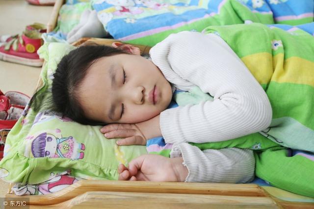 儿童睡眠时间表来了，记得别再让孩子晚睡！