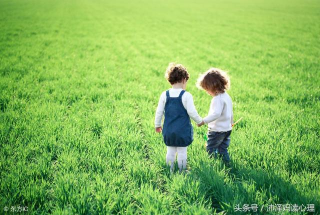 心理学研究提示：到了这个年龄，就不能再给宝宝乱穿衣服了