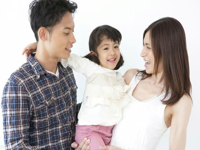 孩子教育是关键，看看娱乐圈父母都有哪些不为人知的育儿方式！