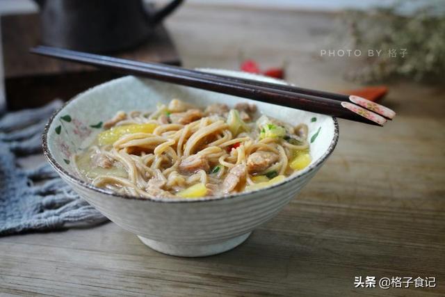 女儿最爱的早餐，连吃3天都不腻，每次一大碗吃精光，不烦没营养