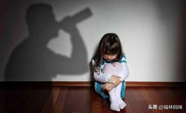 “恶语伤人六月寒”，孩子遭受语言暴力，父母如何做对孩子很重要