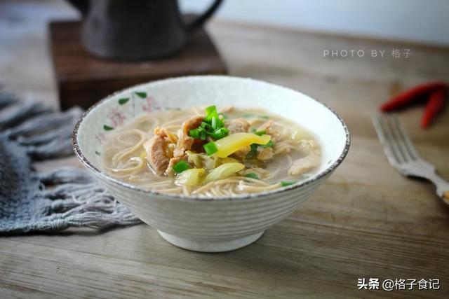 女儿最爱的早餐，连吃3天都不腻，每次一大碗吃精光，不烦没营养