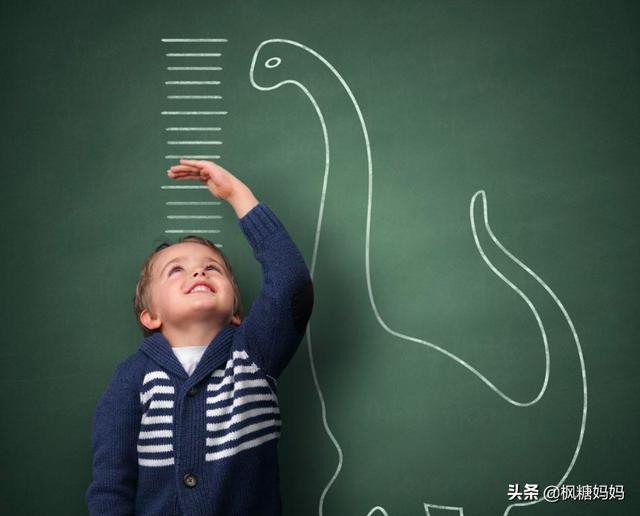 孩子有这4种表现，是要开始长个了，这样补营养，补错了反而不长