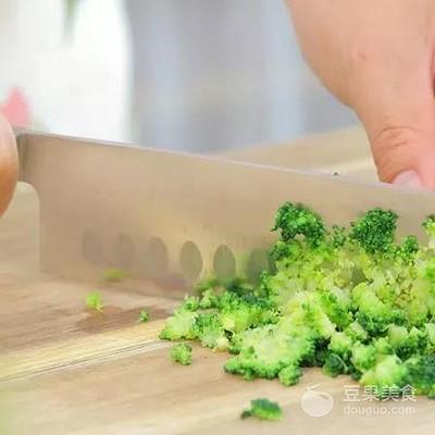 虾仁米饭蒸糕 宝宝辅食食谱