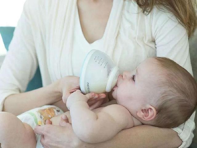 91天女宝母乳瓶喂，是否有需要断夜奶？来听听育婴师怎么说