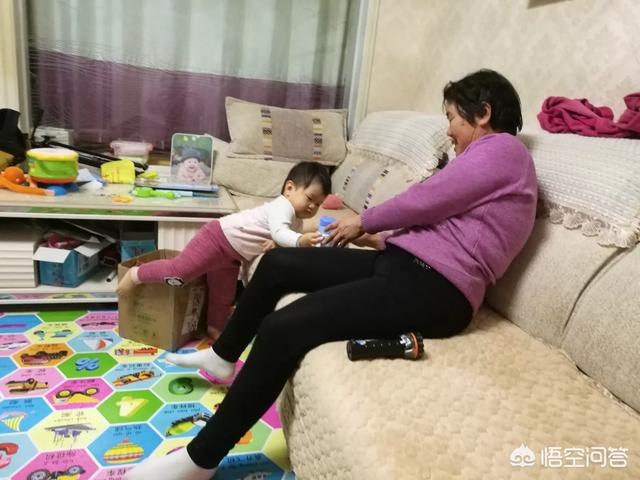 带孩子太累了，有什么解决办法？