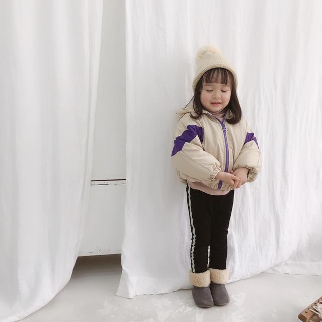 婆婆真会给孙女打扮，出门给宝贝穿上这款童装，街坊邻居都夸好萌