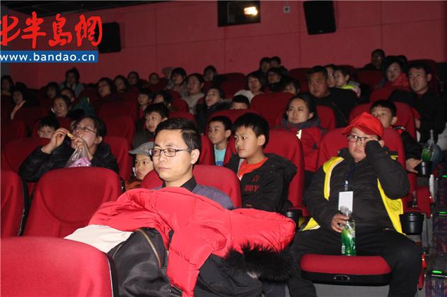 半岛网小记者专场观影活动圆满举行