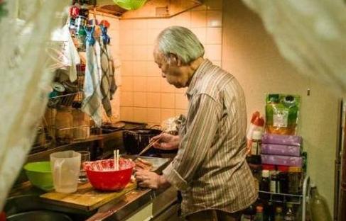 爸爸被宣布只剩3年，摄影师儿子用镜头留下最美好瞬间