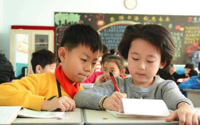孩子身上有这4种表现时，说明已经严重缺锌了，宝妈别忽视了