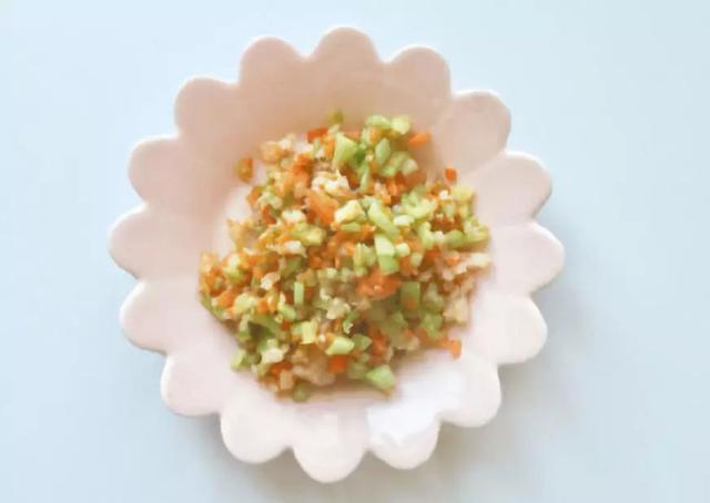 辅食：别老做蛋羹了，鸡蛋还能这样做
